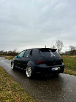 Golf 4 1.8t agu - 3