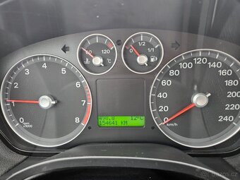 Prodám Ford Focus 1.6i 16V 74 kW - 3
