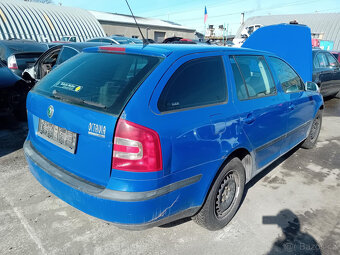 Škoda Octavia II 1.9 TDI ( BKC ) 77kW r.2005 modrá na náhrad - 3