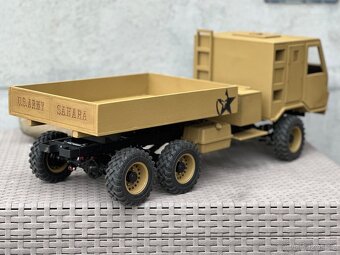 RC military expedičné auto 6x6 1:12 - 3