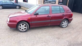 Volkswagen golf 1.6i rok výroby 1998 - 3