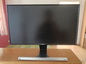 Samsung S24D590L - 3