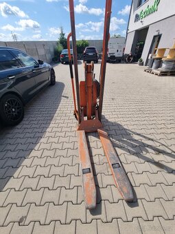 VYSOKOZDVIŽNÝ ELEKTRICKÝ VOZÍK - 3
