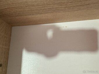 Skříňka se šuplíky a policemi - 3