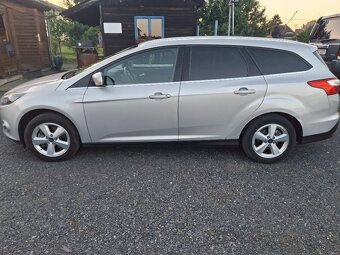 Ford Focus kombi 1,6 EcoBoost 150k Titanium - 3