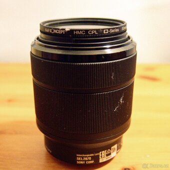 Sony FE 28-70 mm f/3.5-5.6 OSS - 3