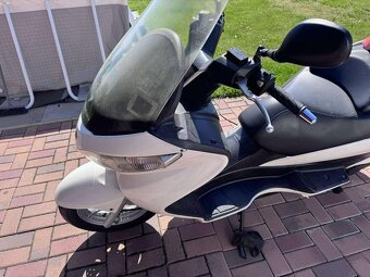 Suzuki Burgman 2009 - 3