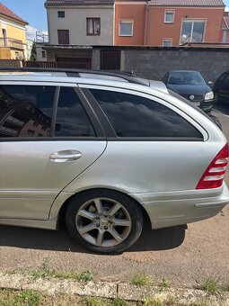 Mercedes Benz c180K benzín, manuál 6 - 3