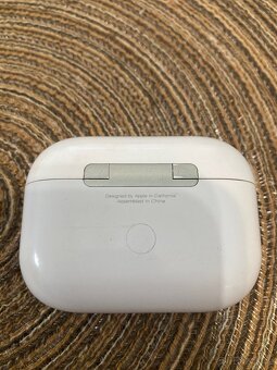 Apple AirPods ( Gen 2 ) - 3
