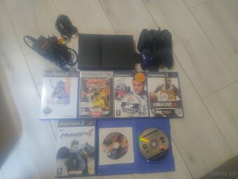 PlayStation 2 Slim + 2 ovladače,kabely,7her - 3