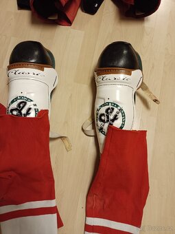 Hokejové vybaveni - 3