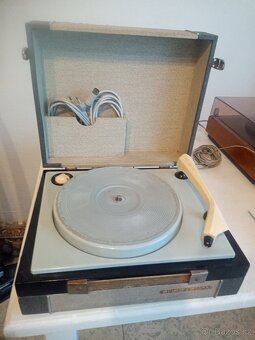 Supraphon gramofon - 3