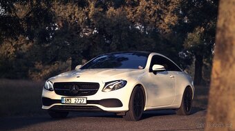 Mercedes Benz E200 Coupe - 3