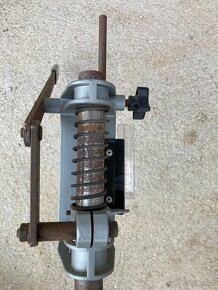 Retro držák ruční vrtačky - 3