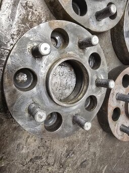 Podložky 5x120 30mm - 3