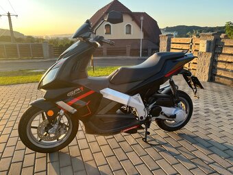 Skútr Derbi GP1 Open 50 čip - 3