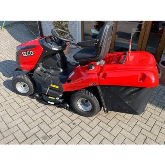 Traktor SECO Starjet P3 - 3