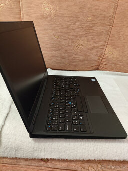 Prodám notebook DELL - 3