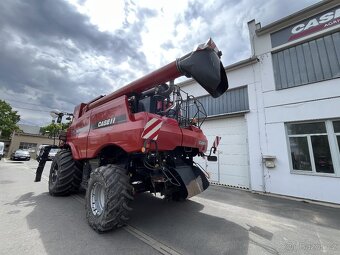 Sklízecí mlátička Case IH AF7230 - 3
