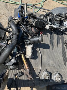 Motor, Mercedes E220 - 651 - 3