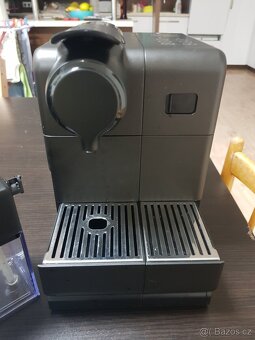 Nespresso DeLonghi kávovar 19bar - 3