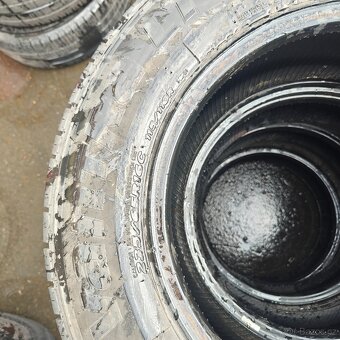 Letní pneu Hankook vantra 235/65R16C 115/113R - 3