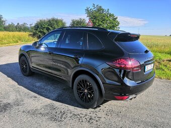 Porsche cayenne,2012,3,0Tdi 180Kw,Black Edition - 3