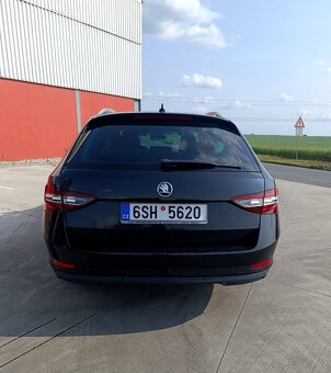 Škoda Superb III Elegance 2.0Tdi 140kw 4x4 DSG - 3