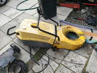 sekačka briggs&stratton na díly - 3