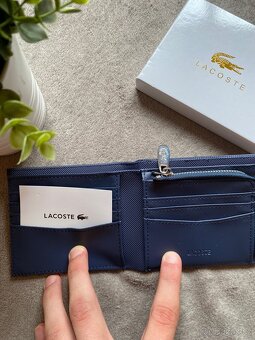 Lacoste - 3