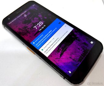 CAT S62 PRO odolný s termokamerou - 3