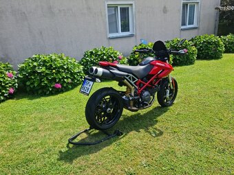 Ducati Hypermotard 796 - 3