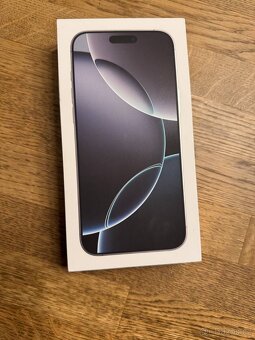 iPhone 15 Pro Max 256 Gb White Titanium - 3