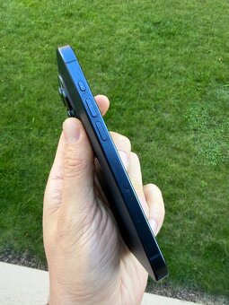 Apple iPhone 15 Pro, 256 GB, modrý - 3