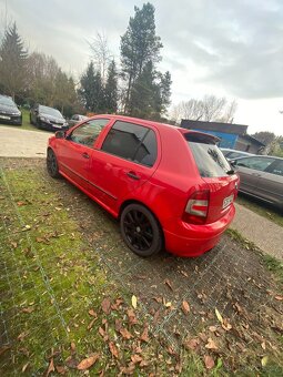 Škoda Fabia RS 1.9 TDI červené barvy - 3