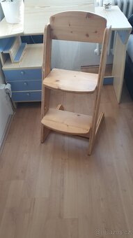Pracovní stůl + rostoucí židle - 3