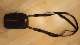 Case Logic DCB302K černé - nepoužívané - 3