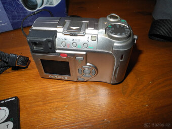 Olympus C 750 - 3