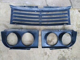 Přední maska na Dacii 1310 - 3