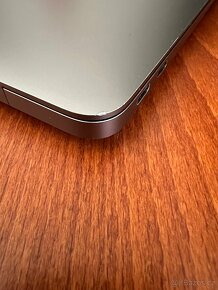 MacBook Air 13" 2020 / 256GB / i3 / Space Gray - 3