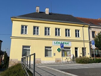 Prodej atraktivního činžovního domu na náměstí v České Skali - 3