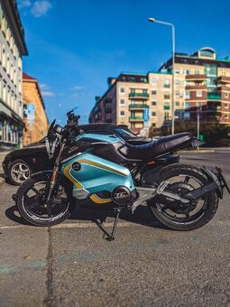 Elektrická motorka Super Soco TC Wanderer - 3