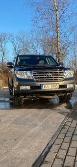 Toyota land cruiser 200 4,5d, 210kw - 3