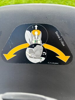 Autosedačky včetně otočné báze Cybex Sirona Z iSize - 3