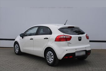 Kia Rio 1.2i 62kW SERVISNÍ KNIHA ČR (2012) - 3