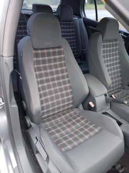 Sedačky golf 5 gti - 3