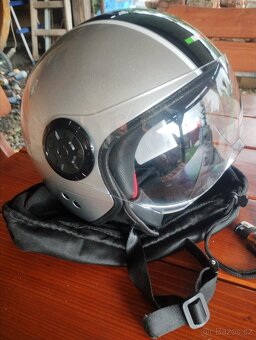 Motocyklová helma - 3