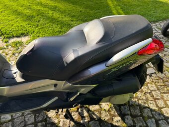 X Max 250 - 3