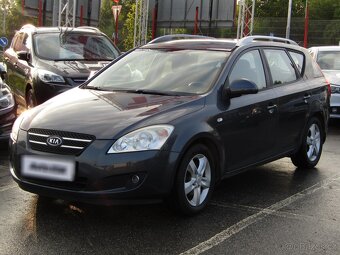Kia Ceed 1.4 i , 80 kW benzín, 2009 - 3