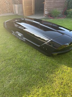 Střešní box Thule 610 l + Thule nosič (tyče + patky), záruka - 3